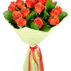 Букет 17 алых роз «Ассоль»