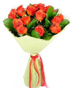 Букет 17 алых роз «Ассоль»